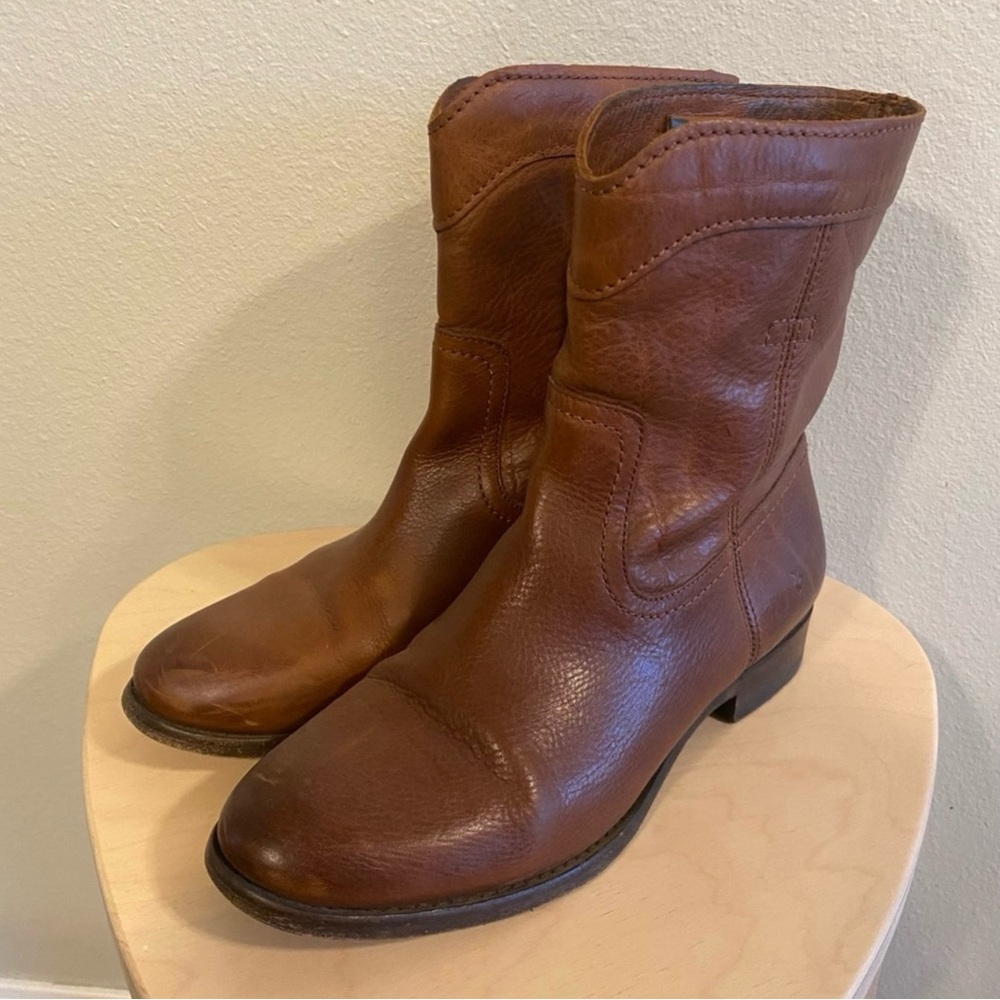 Frye- Brown Leather Women's Boots